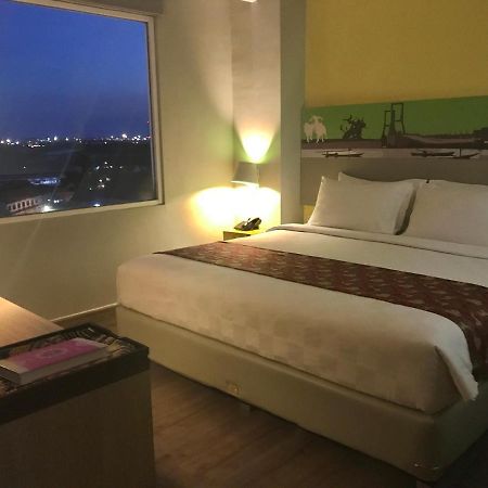 Khas Surabaya Hotel Exterior photo