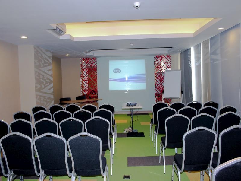 Khas Surabaya Hotel Exterior photo