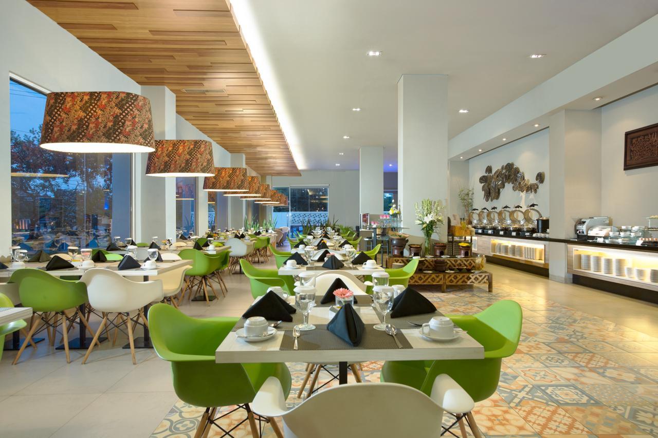Khas Surabaya Hotel Exterior photo