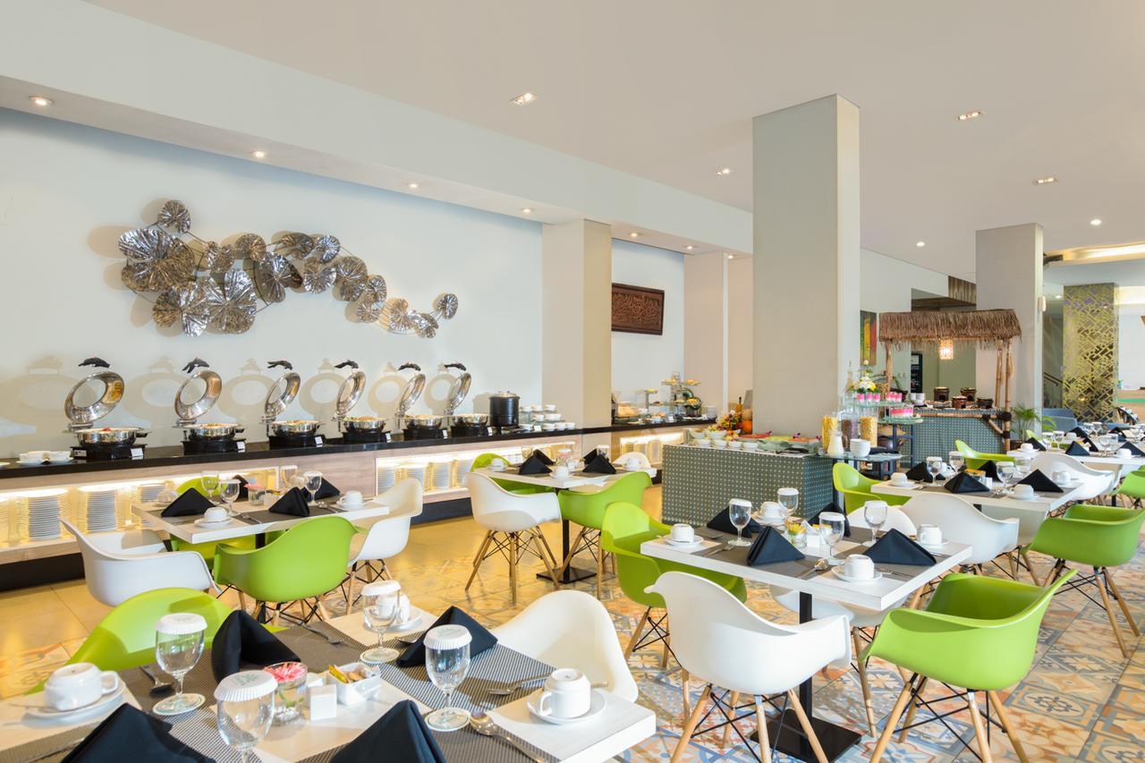 Khas Surabaya Hotel Exterior photo